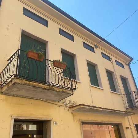 Sunny House Daire SantʼAmbrogio di Valpolicella Dış mekan fotoğraf