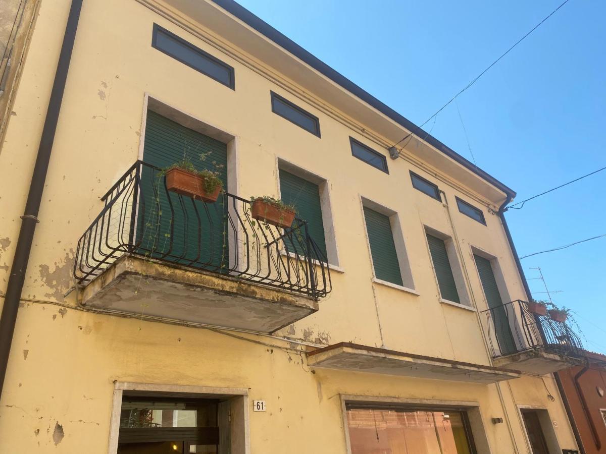 Sunny House Daire SantʼAmbrogio di Valpolicella Dış mekan fotoğraf